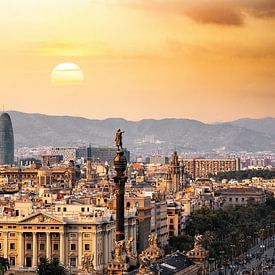 De ondergaande zon in Barcelona van MADK