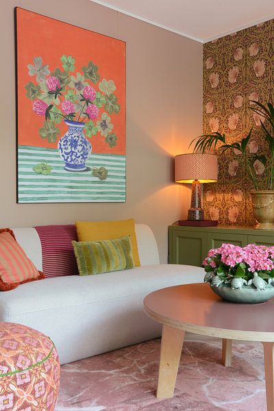 Klantfoto: Stilleven vaas met bloemen klavertjevier heldere kleuren van Caroline Bonne Müller, als ArtFrame
