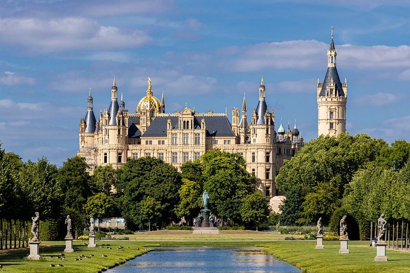 Het Kasteel van Schwerin, Duitsland 4 van 7. van Adelheid Smitt