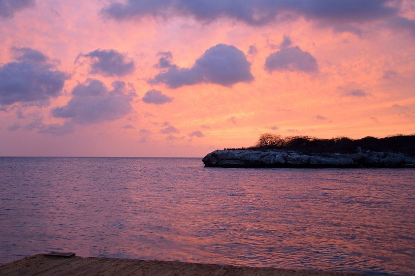 Pretty pink sunset by Frank's Awesome Travels