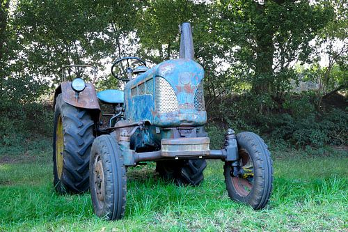 Lanz Bulldog D 2016 tractor from 1957 - Rustic classic car art