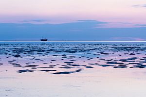 Vissersboot op de Waddenzee von Karla Leeftink