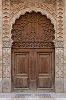 Porte mauresque espagnole en bois