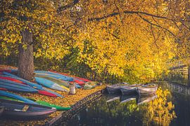 Canoes on the Kromme Rijn, Utrecht Oost by Alessia Peviani