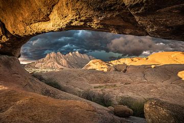 Spitzkoppe Rock Arch by Thomas Froemmel