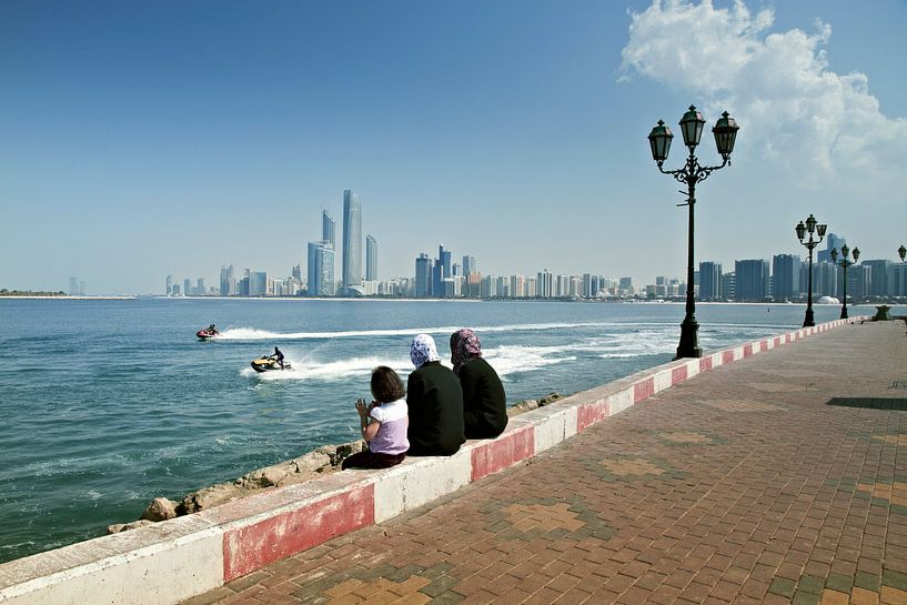 Des gratte-ciel de luxe et modernes à Dubaï Marina Marina, Dubaï, Émirats Arabes Unis par Tjeerd Kruse