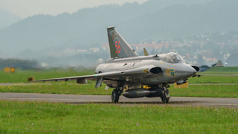 Saab J35 Dragons from Swedish Air Force Historic Flight. by Jaap van den Berg