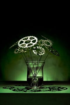 Stillevens - Power Flower (groen) van Dennis Duinker