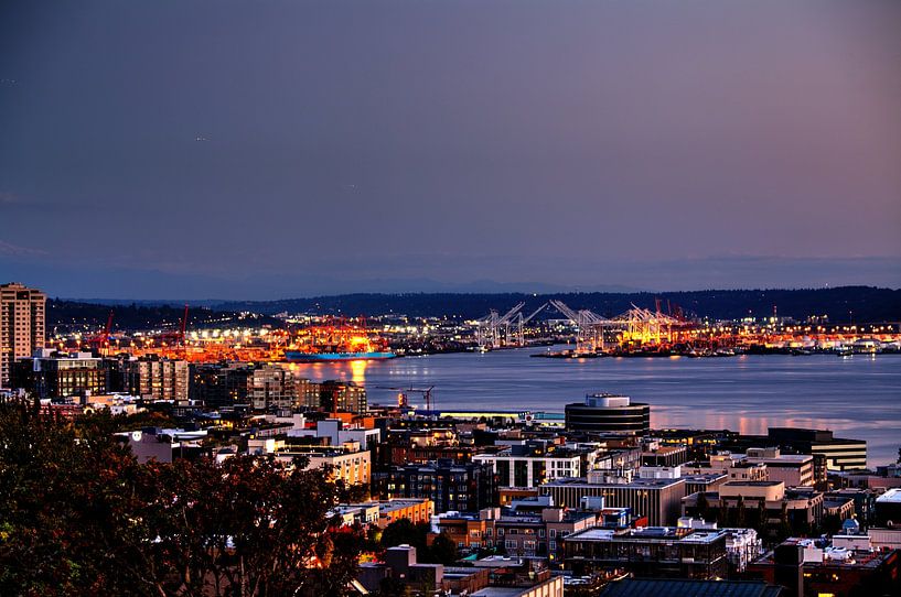 Seattle by Hello Pompoyo