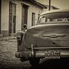 Oldtimer auto in de straten van Havana, Cuba van Original Mostert Photography