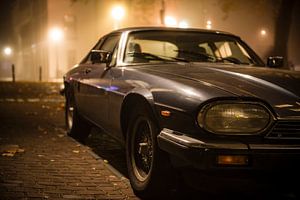 Jaguar XJS in de nacht van Sjoerd van der Wal Fotografie