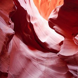 Lower Antelope Canyon by Erik Koks