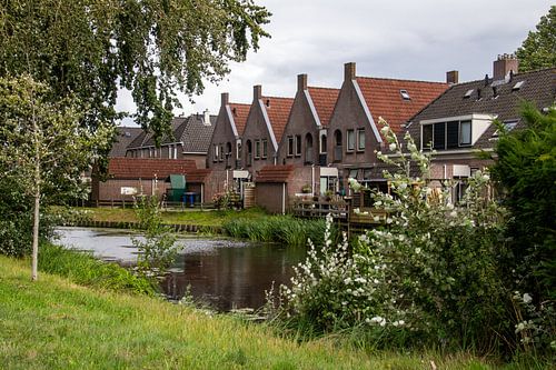 De achterkant van de huizen aan de Baanstraat.