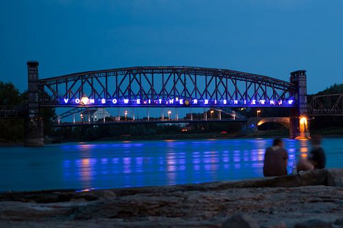 Maagdenburg - de hefbrug in de late avond