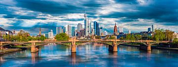 Frankfurt am Main Skyline von Mustafa Kurnaz