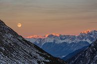 Prächtiges Alpenglühen und Vollmond im Engadin Winter von Martin Steiner Miniaturansicht