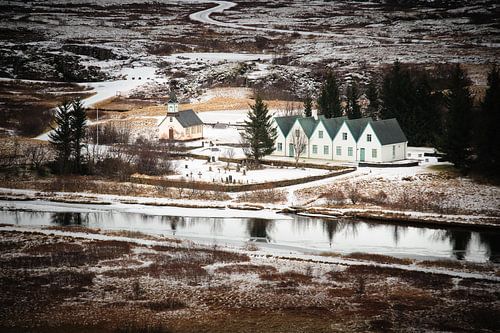 On the edge between EU and US by Sjoerd Mouissie