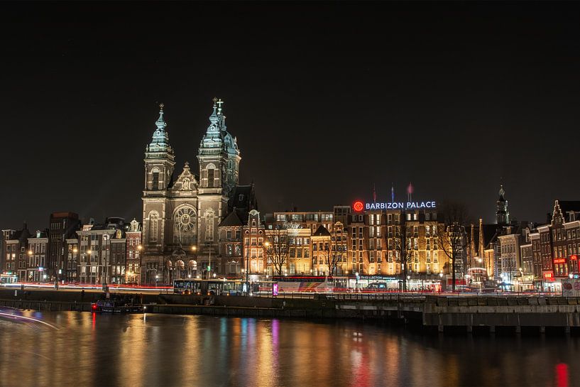 St.Nicolaas Basiliek Prinshendrikkade by Arno Prijs