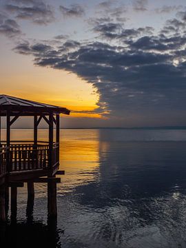 Coucher de soleil sur le lac de Garde sur Mustafa Kurnaz