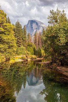 Half Dome (USA) in weerspiegeling