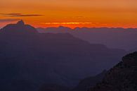 Zonsopkomst boven de Grand Canyon, Noord Amerika van Rietje Bulthuis thumbnail