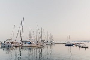 Sonnenuntergang in einem italienischen Hafen