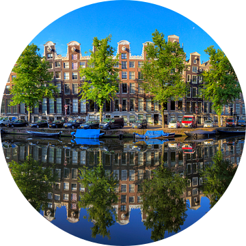 Keizersgracht reflectie in blauw van Dennis van de Water