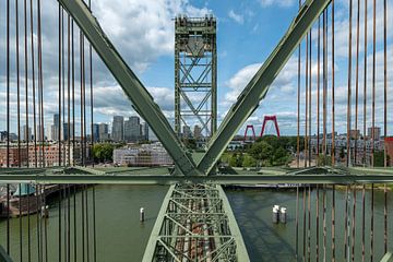 Een schitterend doorkijkje vanuit De Hef op Rotterdam van MS Fotografie | Marc van der Stelt