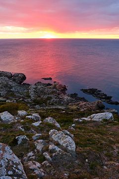 Coucher de soleil sur le Kullaberg en Suède sur Geert van Atteveld