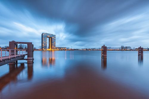 Dreiging boven de Tasman Toren