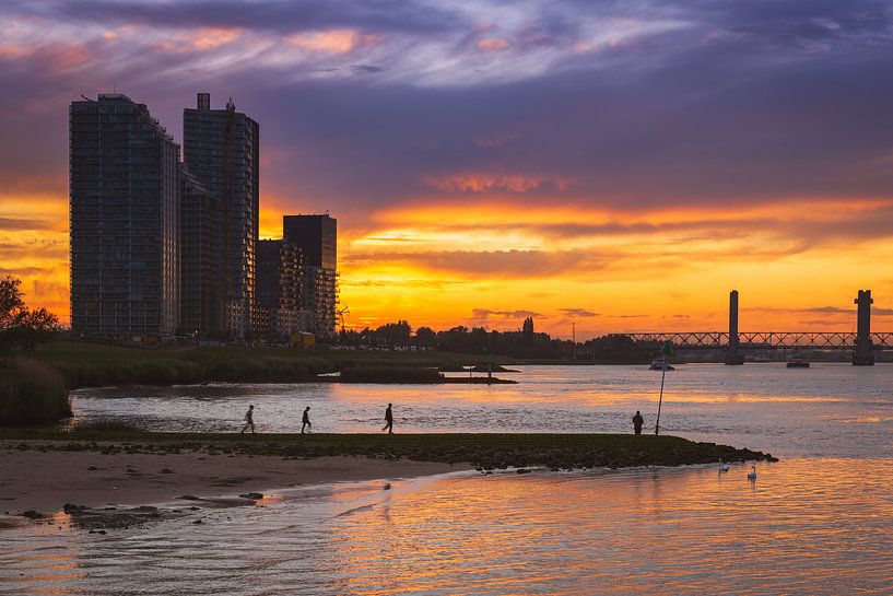 Spijkenisse Oude Maas by Ronne Vinkx