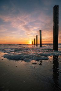 Schöner Sonnenuntergang und Meerschaum Nordseestrand