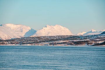 Coucher de soleil près de Tromso en hiver sur Leo Schindzielorz