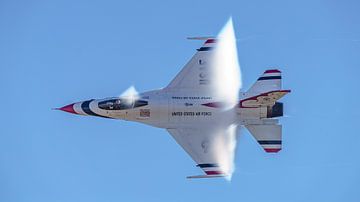 High speed pass Thunderbird #5. van Jaap van den Berg