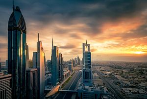 Dubai Skyline sunset von Martijn Kort