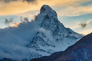 Das Matterhorn im Licht der untergehenden Sonne