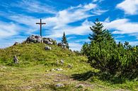 Top van de Prediktstuhl met kruis in het Berchtesgadener Land van Rico Ködder thumbnail