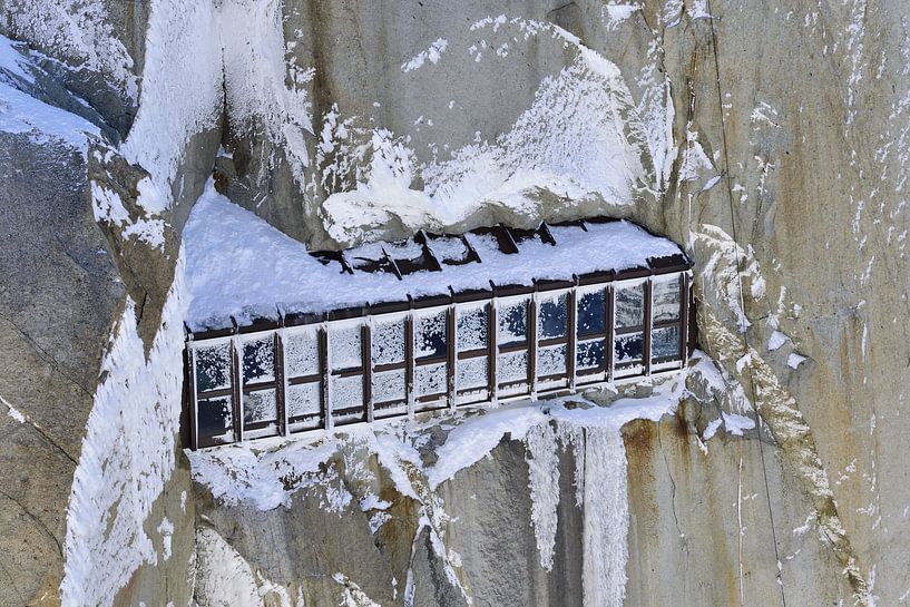 Human infrastructure, Pic-du-Midi, Massif du Mont-Blanc by Luci Boreali