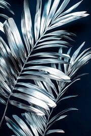 Silberne Palmenblätter von Poster Art Shop