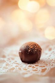 Praline au chocolat sur toile blanche sur Poster Art Shop