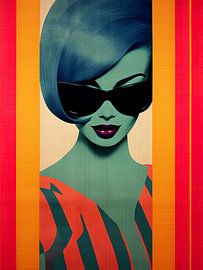 Eine Frau mit Sonnenbrille zwischen den Zeilen. von Laila Bakker