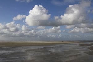 Plage de nuages à Schiermonnikoog sur Gerda de Voogd