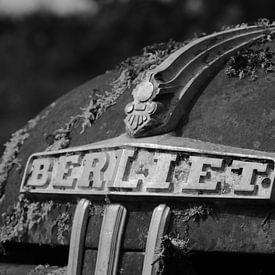 Berliet Truck by Marcel van Rijn