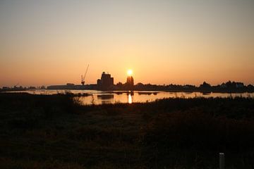 zonsopkomst boven de Hollandsche IJssel