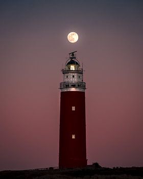 Ein Vollmond über dem Leuchtturm von Texel II | Eine Reise über die Watteninsel Texel
