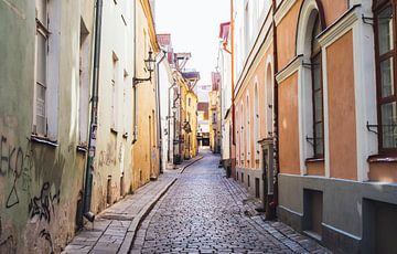 Old Town Tallinn van Patrycja Polechonska