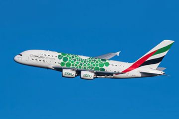 Airbus A380, Emirates by Gert Hilbink