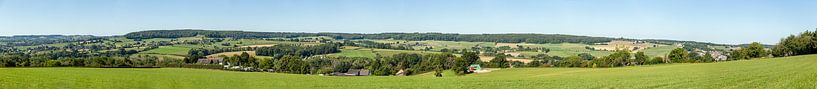 Panorama van het Geuldal in Zuid-Limburg van John Kreukniet