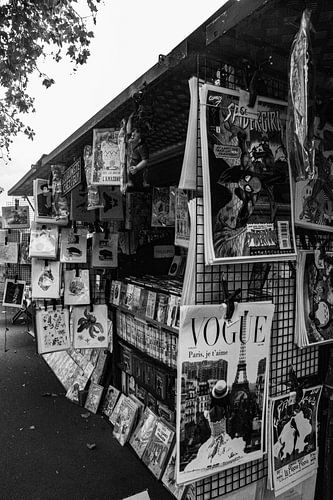 Plakatständer #VOGUE