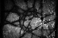 Cracked Concrete van Jarno Bonhof thumbnail